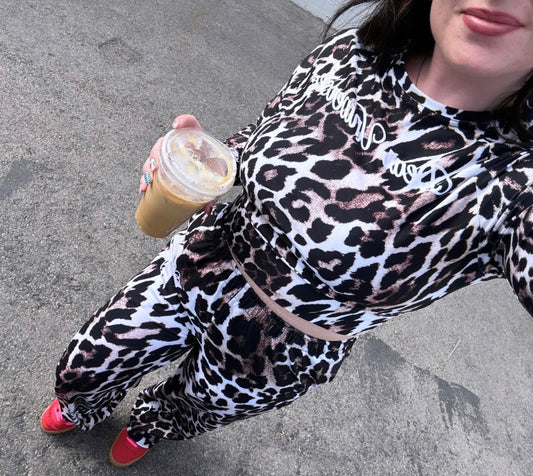 LOVE WORLD🤍🌎DEAR UNIVERSE -leopard set