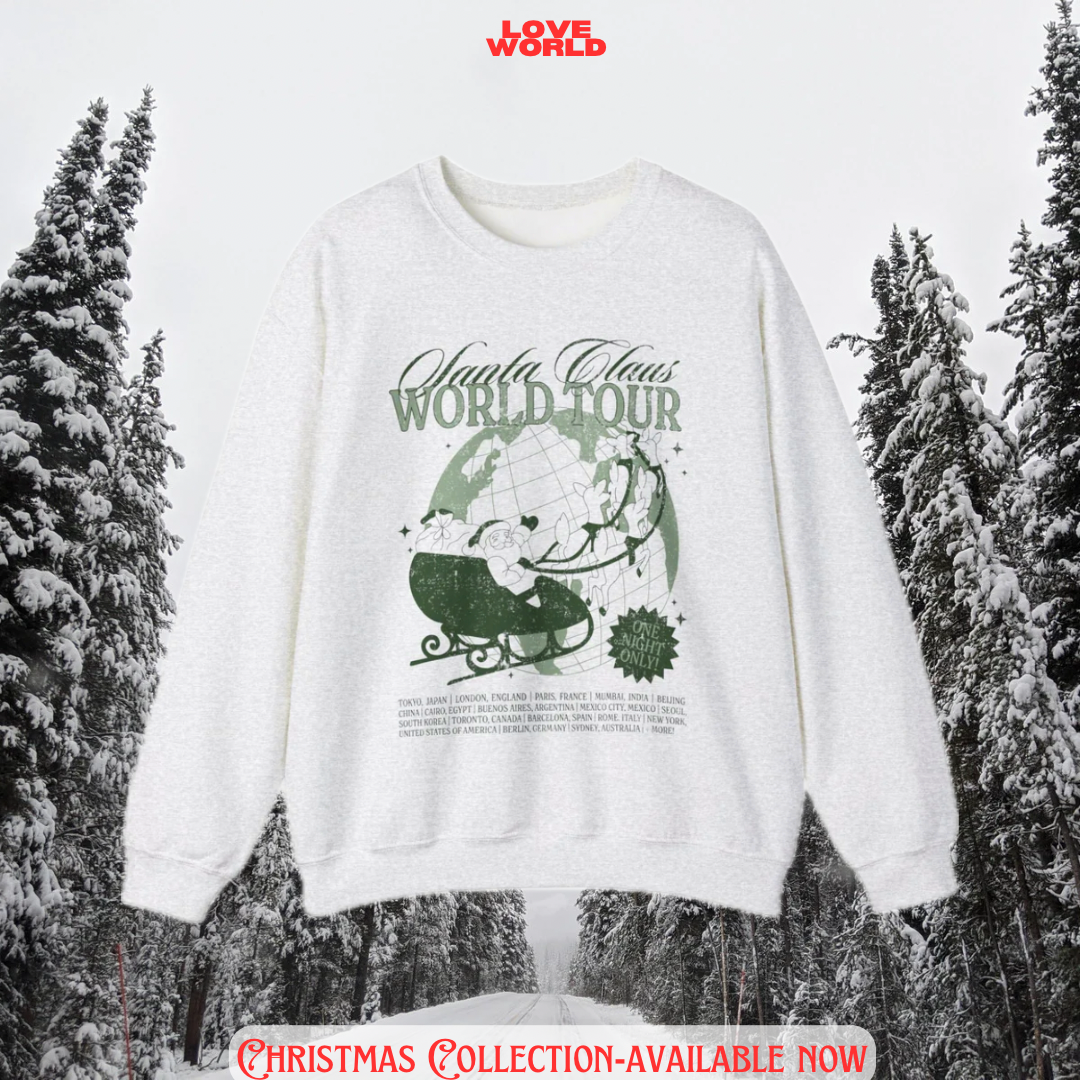 Santa world tour ~green crewneck