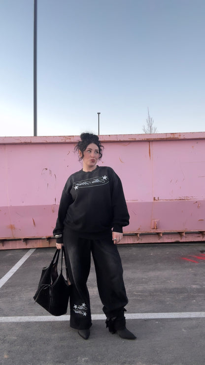 MOM WORLD sweatshirt