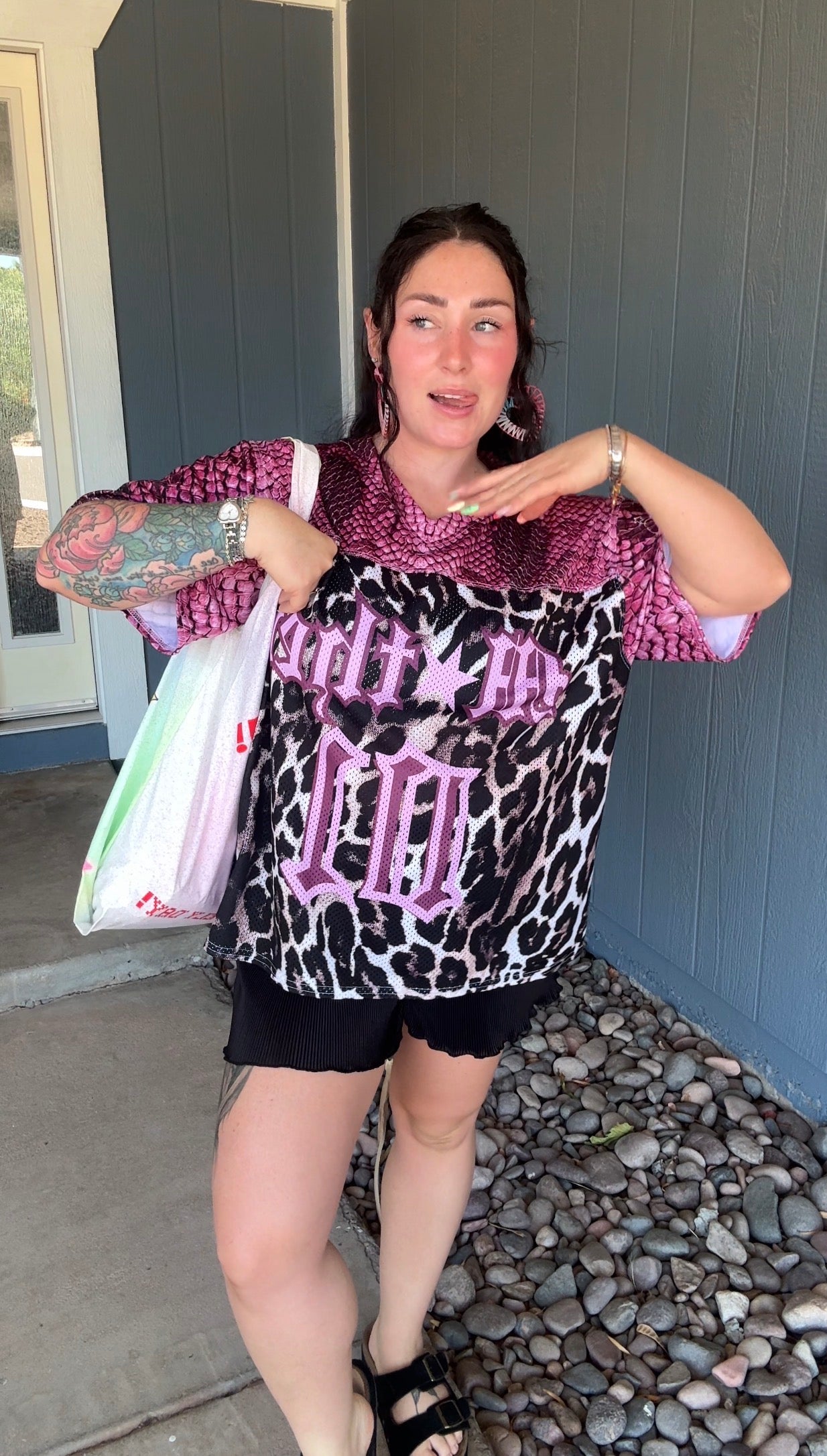 womens graphic jersey, jersey for women, trendy top for women, womens clothing brand, dopamine dressing,dopamine clothing brand, t-shirt with a colorful graphic reading mother with snakeskin and leopard design, loveworldllc.com, stars and leopard jersey for women, pinterest ootd